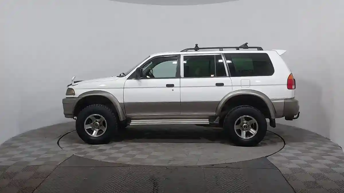 Mitsubishi Challenger 1997 года за 3 190 000 тг. в Астана