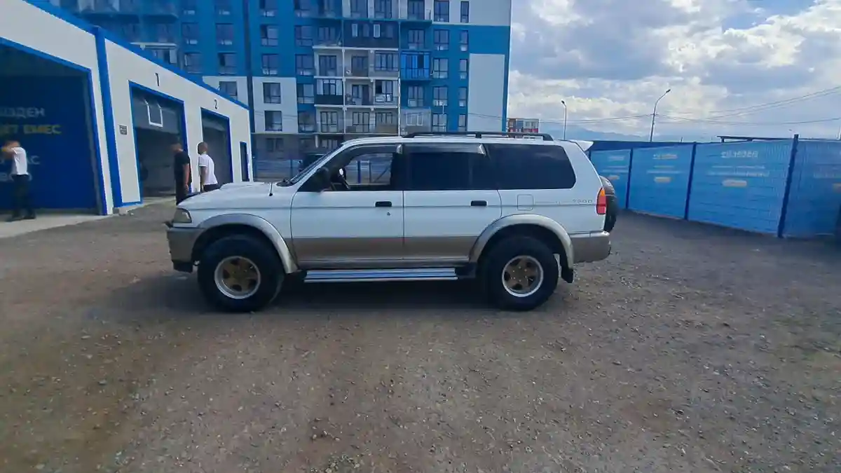 Mitsubishi Challenger 1997 года за 3 800 000 тг. в Алматы