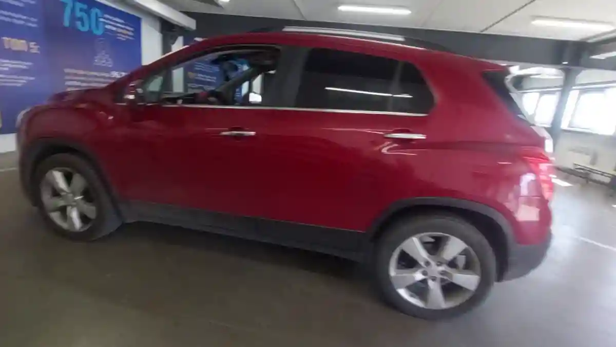 Chevrolet Tracker 2013 года за 6 000 000 тг. в Астана