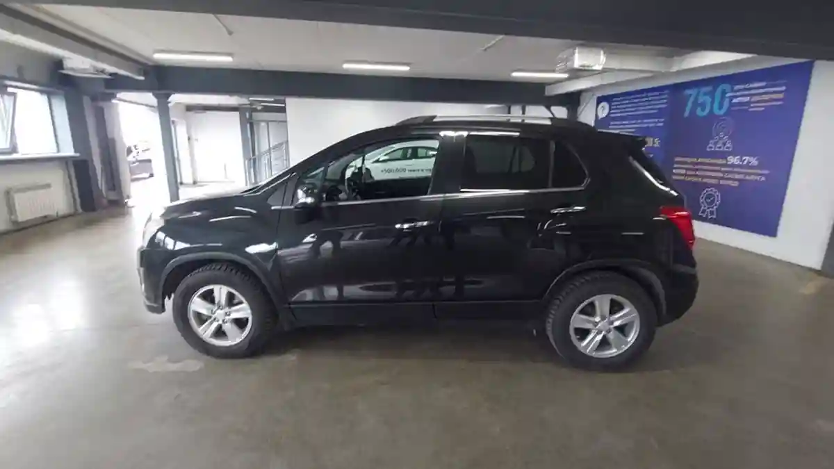 Chevrolet Tracker 2014 года за 5 100 000 тг. в Астана