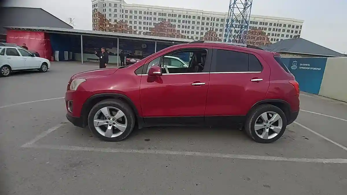 Chevrolet Tracker 2014 года за 5 200 000 тг. в Шымкент