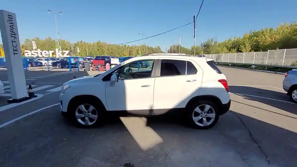 Chevrolet Tracker 2014 года за 6 100 000 тг. в Усть-Каменогорск