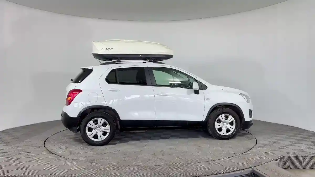 Chevrolet Tracker 2014 года за 4 390 000 тг. в Караганда