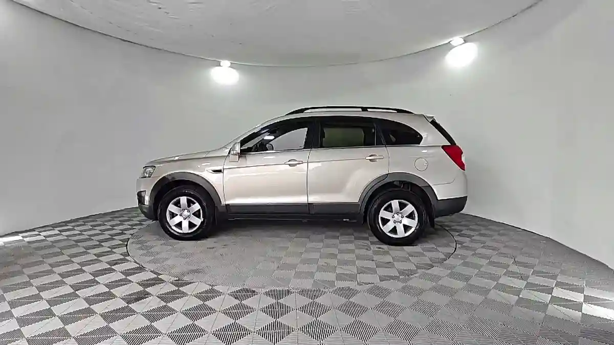 Chevrolet Captiva 2012 года за 6 190 000 тг. в Павлодар