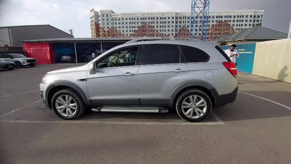 Chevrolet Captiva 2013 года за 7 400 000 тг. в Шымкент