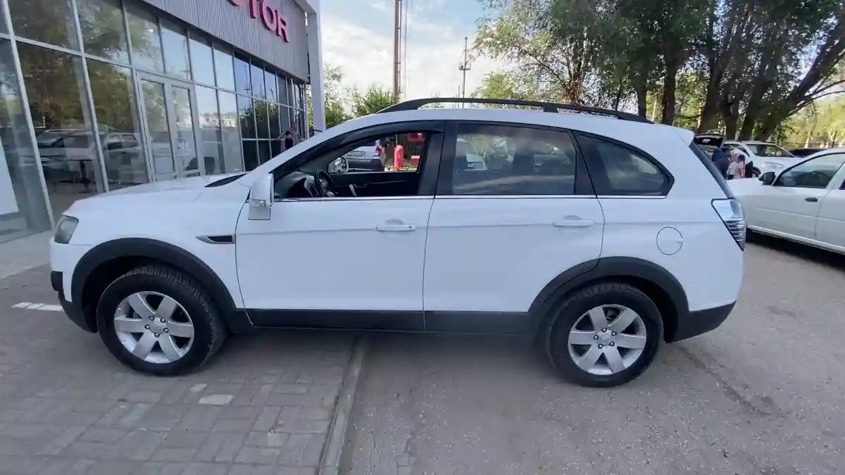 Chevrolet Captiva 2013 года за 4 890 000 тг. в Актобе