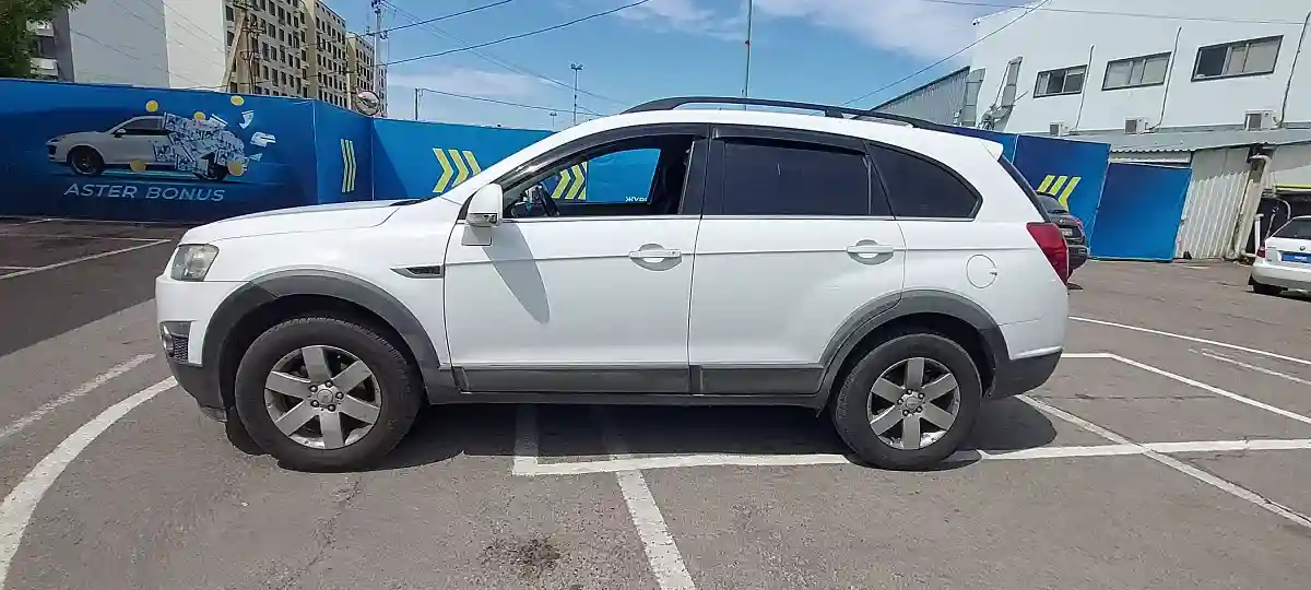 Chevrolet Captiva 2013 года за 6 800 000 тг. в Алматы