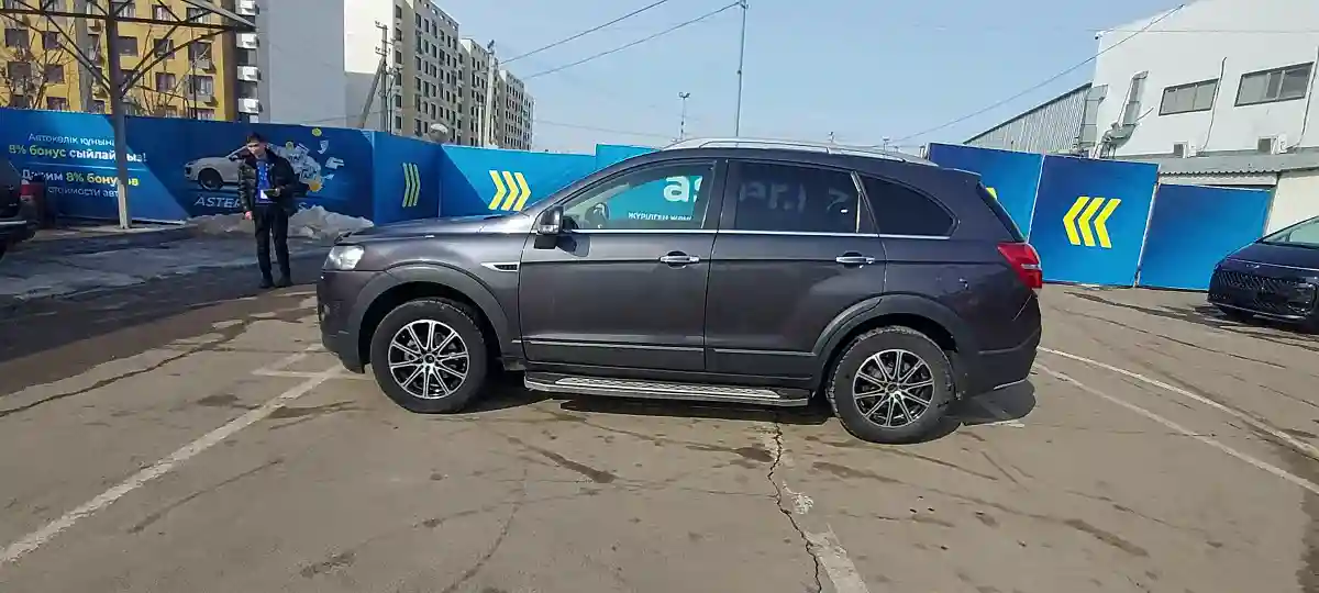 Chevrolet Captiva 2014 года за 8 000 000 тг. в Алматы