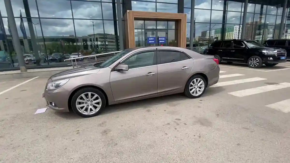 Chevrolet Malibu 2013 года за 7 000 000 тг. в Астана