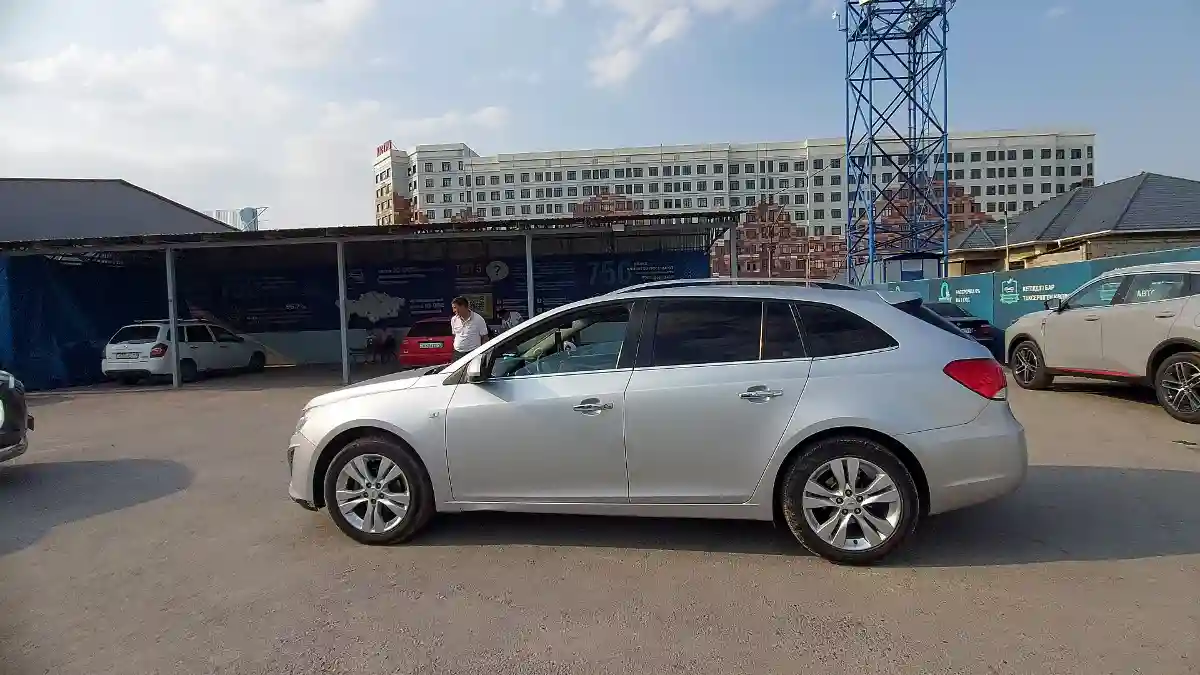 Chevrolet Cruze 2013 года за 3 990 000 тг. в Шымкент