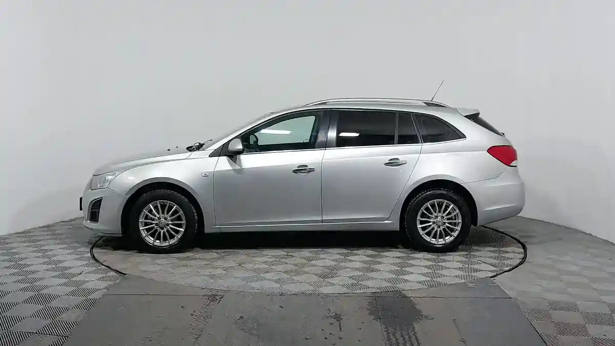 Chevrolet Cruze 2013 года за 4 310 000 тг. в Астана