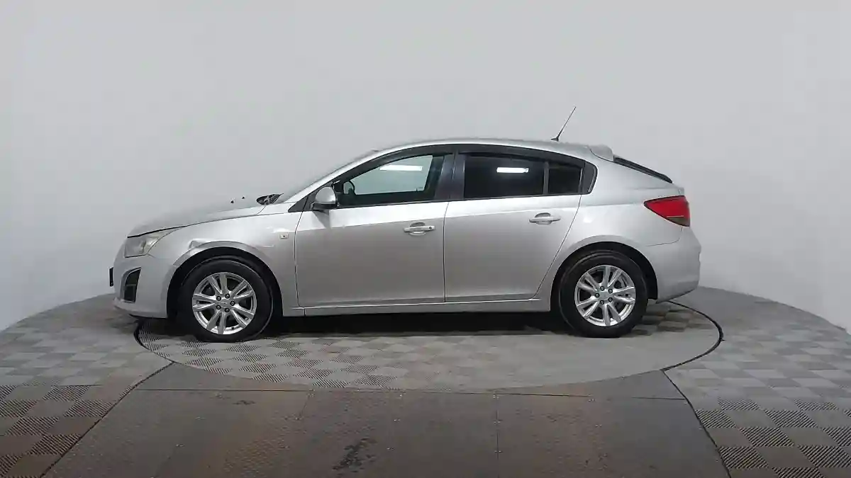 Chevrolet Cruze 2013 года за 3 990 000 тг. в Астана