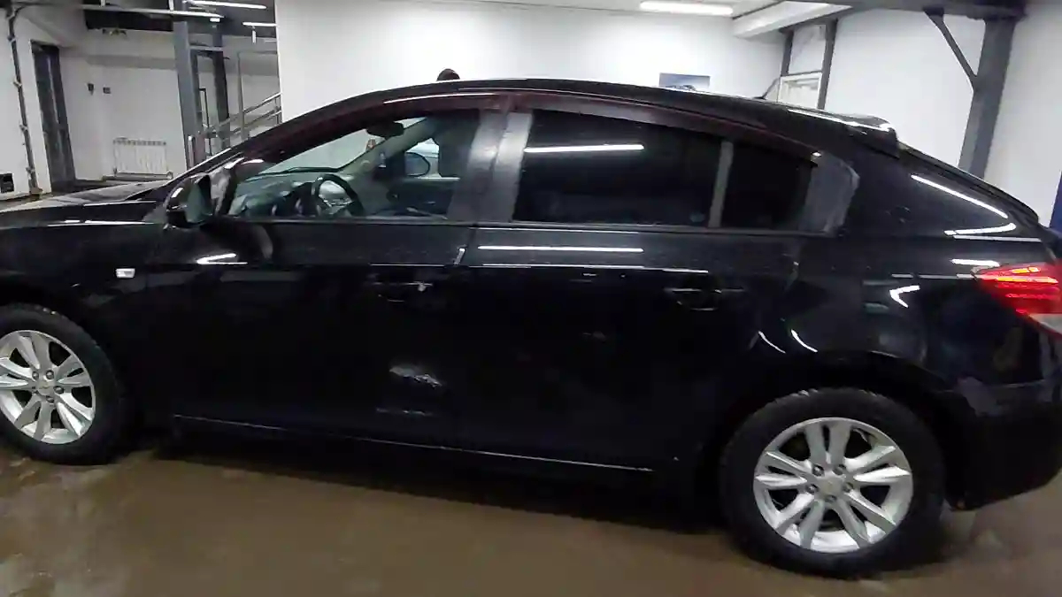Chevrolet Cruze 2013 года за 3 500 000 тг. в Астана