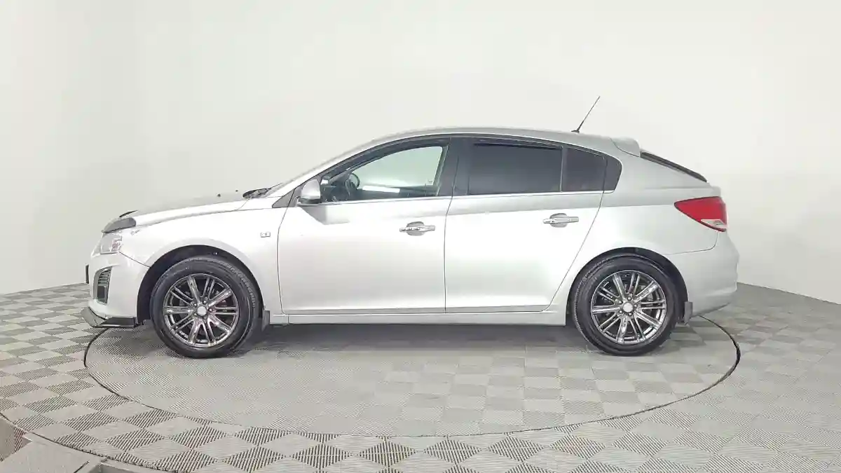 Chevrolet Cruze 2013 года за 4 840 000 тг. в Караганда