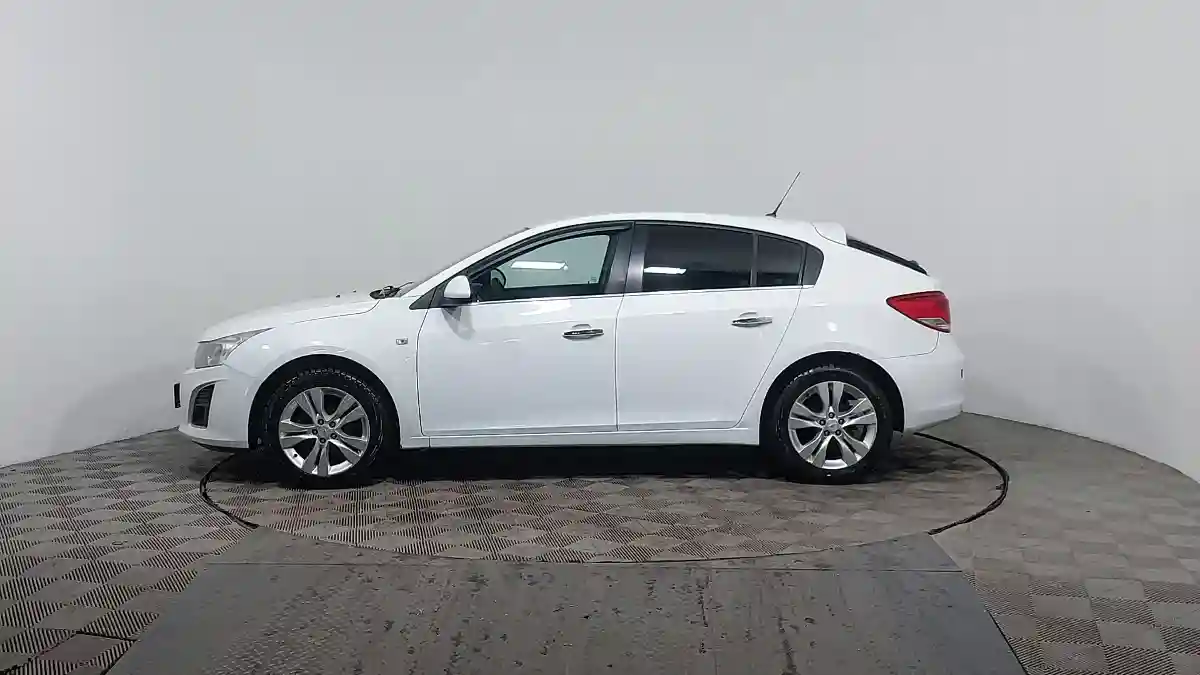 Chevrolet Cruze 2013 года за 5 290 000 тг. в Астана