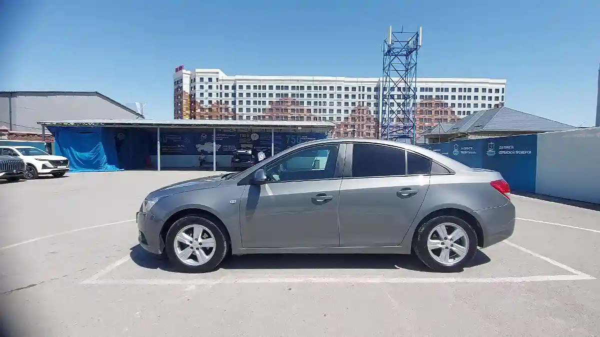 Chevrolet Cruze 2011 года за 4 500 000 тг. в Шымкент