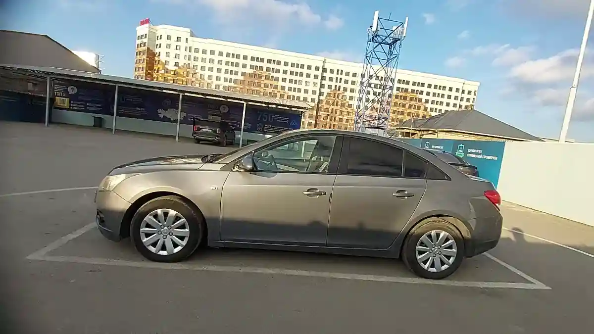 Chevrolet Cruze 2011 года за 3 900 000 тг. в Шымкент