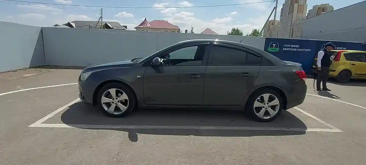 Chevrolet Cruze 2011 года за 4 800 000 тг. в Шымкент
