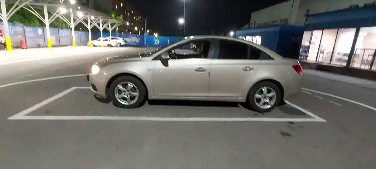 Chevrolet Cruze 2012 года за 3 500 000 тг. в Алматы