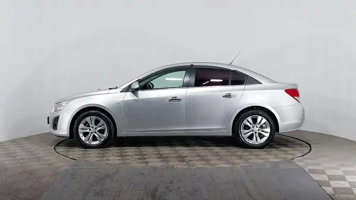 Chevrolet Cruze 2013 года за 5 990 000 тг. в Астана