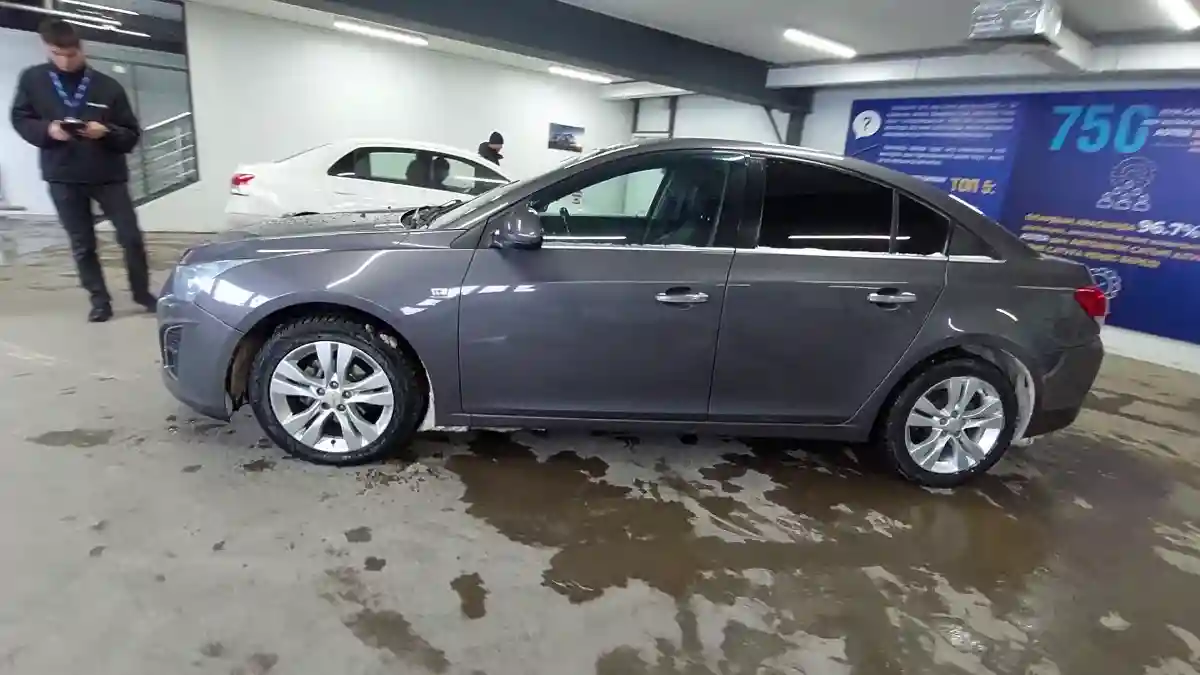 Chevrolet Cruze 2013 года за 4 000 000 тг. в Астана