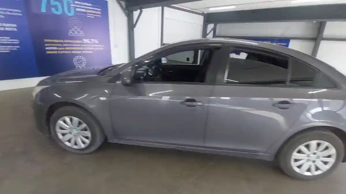 Chevrolet Cruze 2013 года за 3 000 000 тг. в Астана