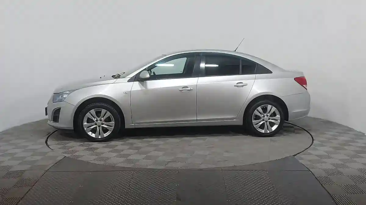 Chevrolet Cruze 2013 года за 3 990 000 тг. в Астана