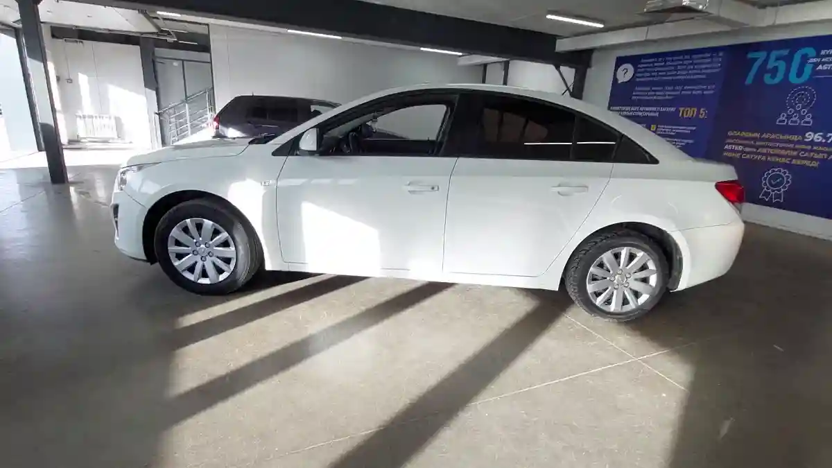 Chevrolet Cruze 2013 года за 4 500 000 тг. в Астана