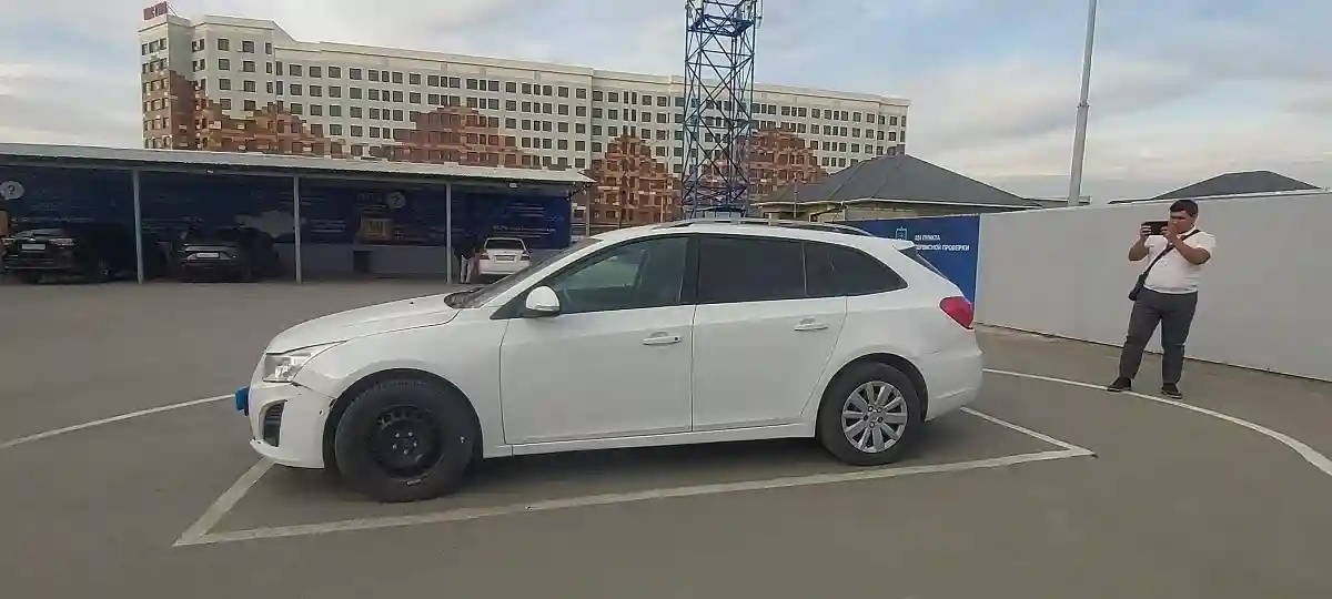 Chevrolet Cruze 2014 года за 3 500 000 тг. в Шымкент