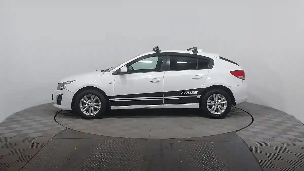 Chevrolet Cruze 2013 года за 2 990 000 тг. в Астана
