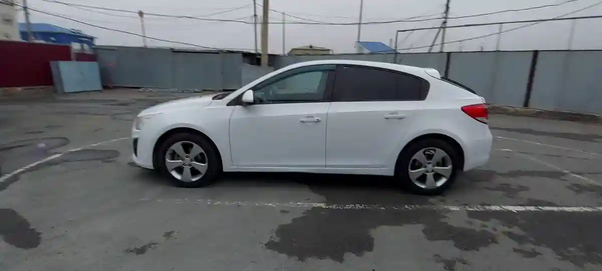 Chevrolet Cruze 2014 года за 3 280 000 тг. в Атырау