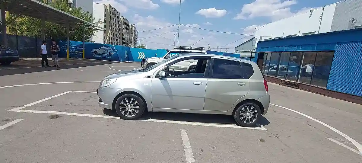 Chevrolet Aveo 2012 года за 2 390 000 тг. в Алматы
