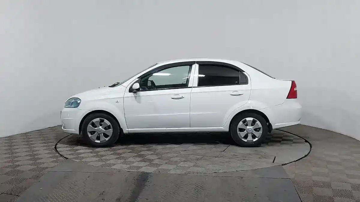 Chevrolet Aveo 2013 года за 3 090 000 тг. в Астана