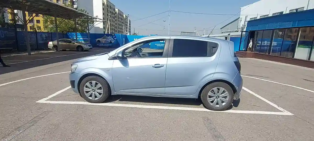 Chevrolet Aveo 2013 года за 3 200 000 тг. в Алматы