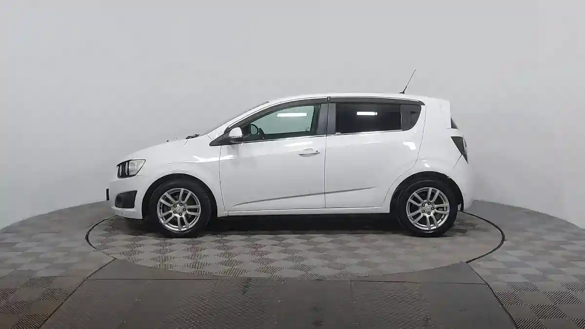 Chevrolet Aveo 2014 года за 4 390 000 тг. в Астана