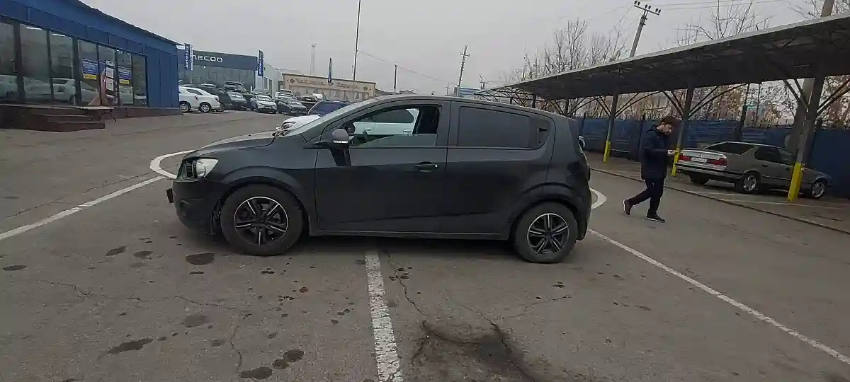 Chevrolet Aveo 2014 года за 2 000 000 тг. в Алматы