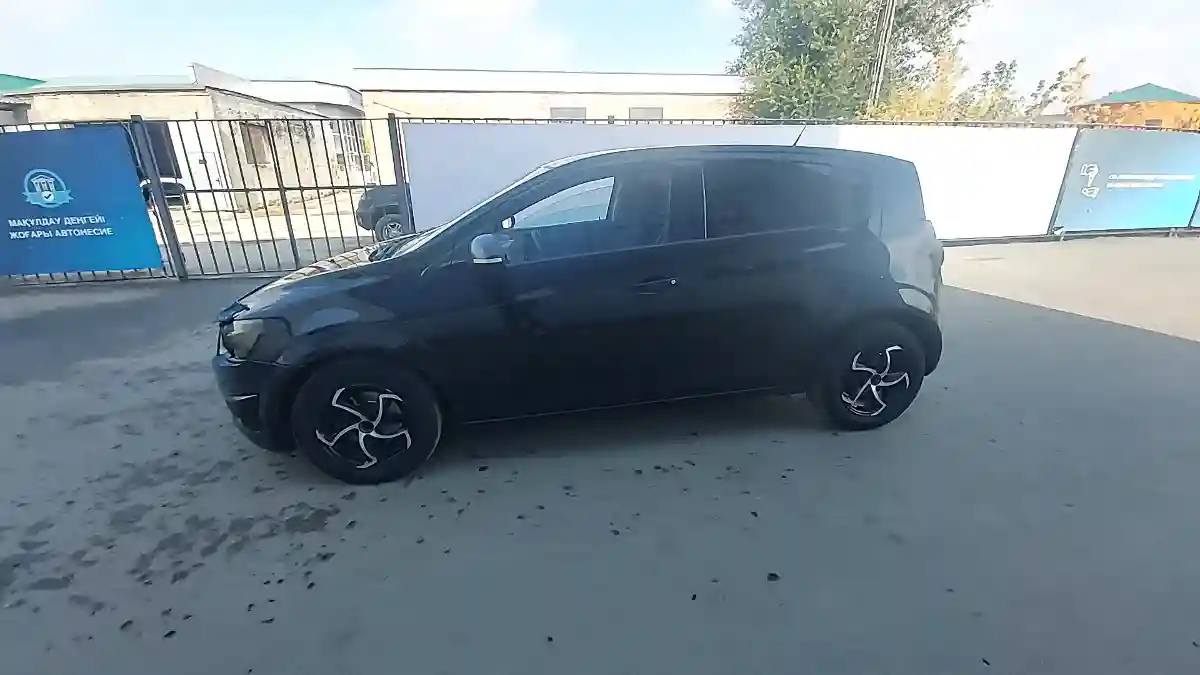 Chevrolet Aveo 2014 года за 4 000 000 тг. в Актобе