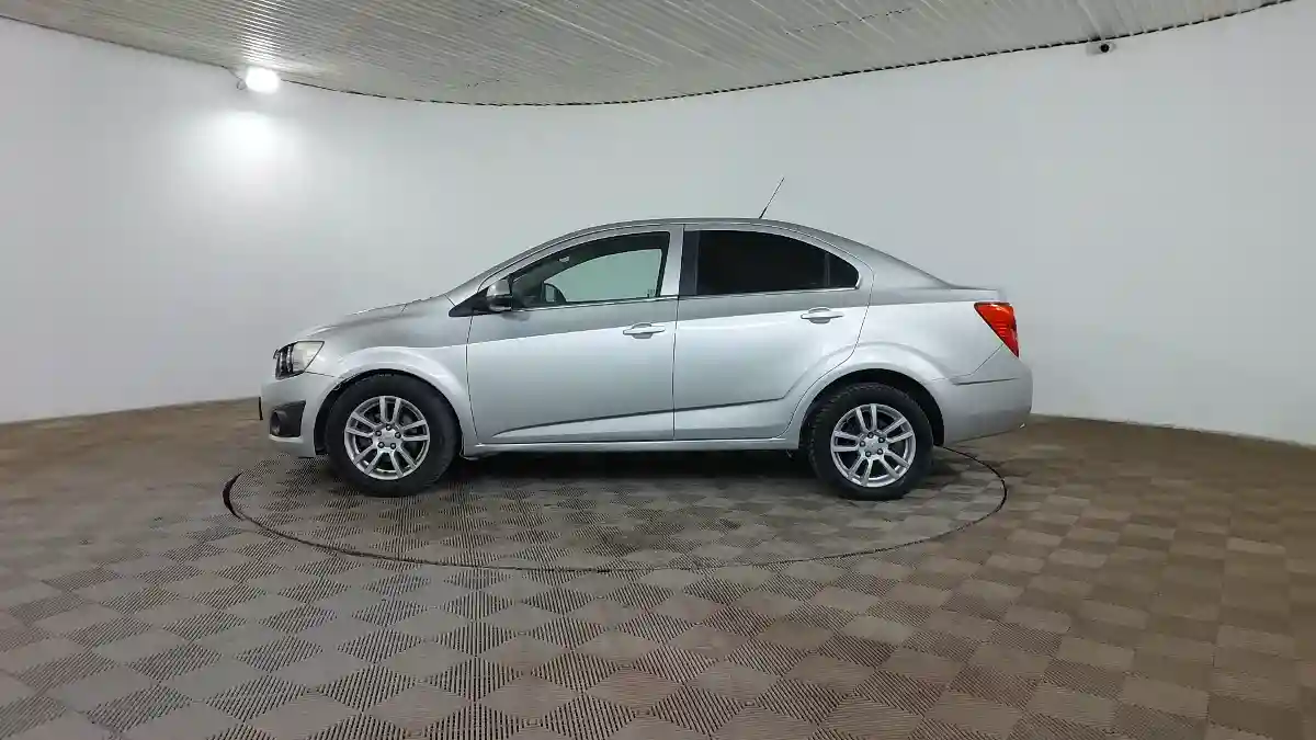 Chevrolet Aveo 2013 года за 4 190 000 тг. в Шымкент