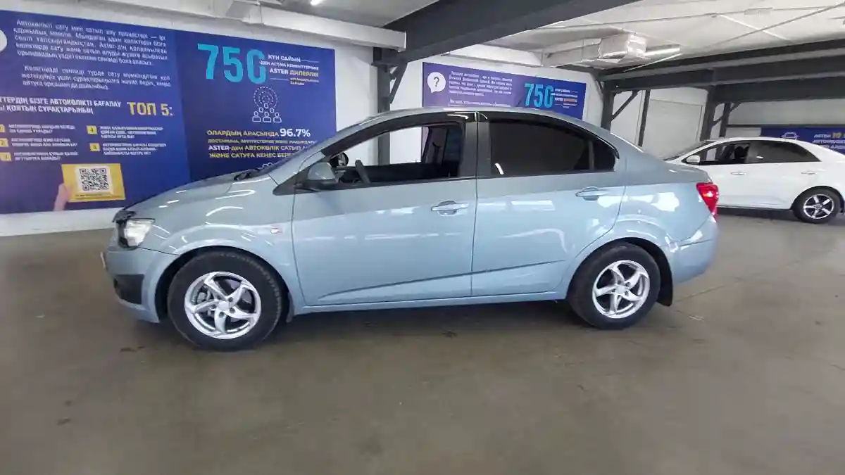 Chevrolet Aveo 2013 года за 4 500 000 тг. в Астана