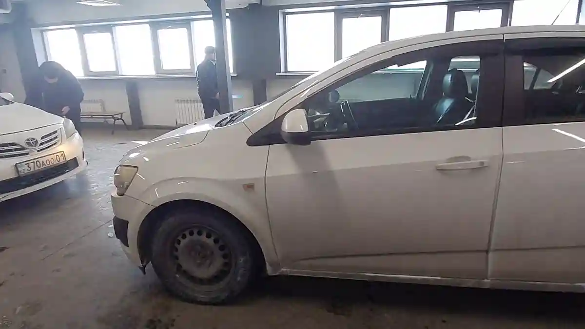 Chevrolet Aveo 2013 года за 3 200 000 тг. в Астана