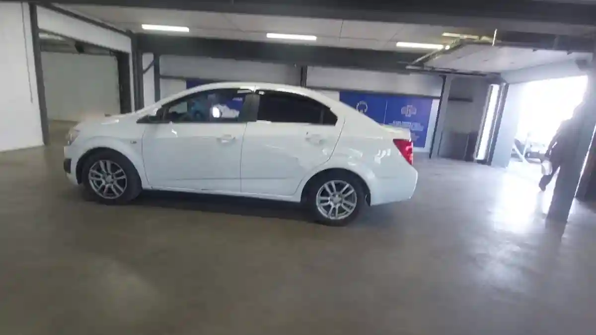 Chevrolet Aveo 2013 года за 3 200 000 тг. в Астана