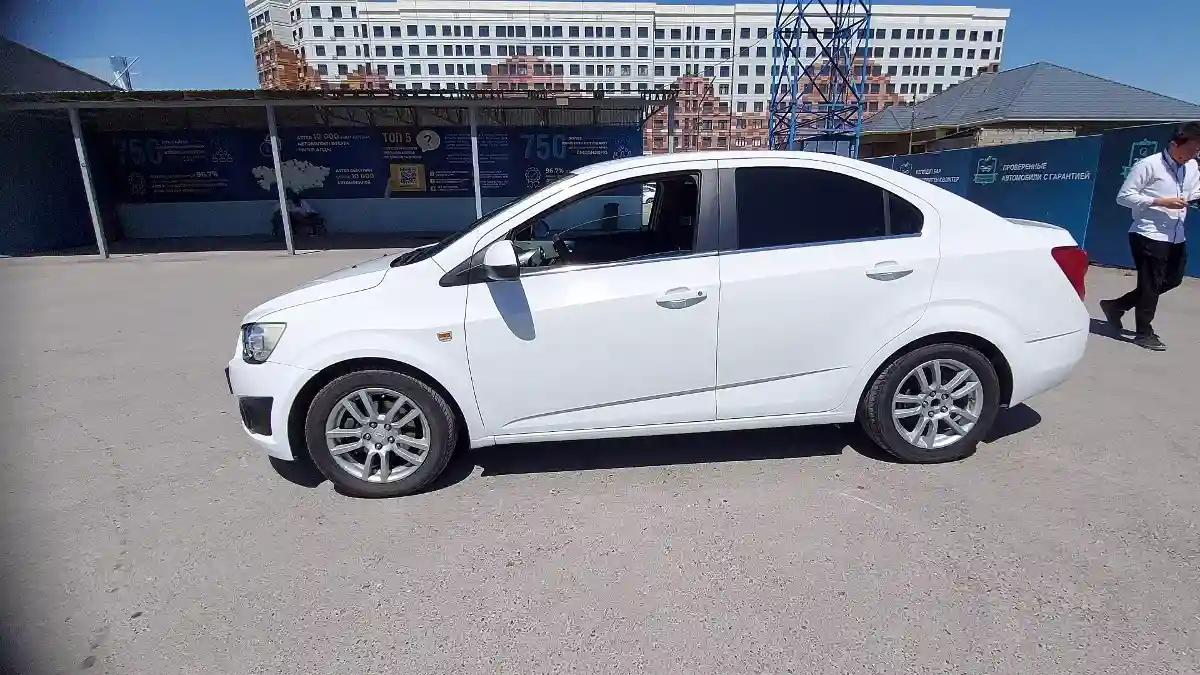 Chevrolet Aveo 2013 года за 4 500 000 тг. в Шымкент