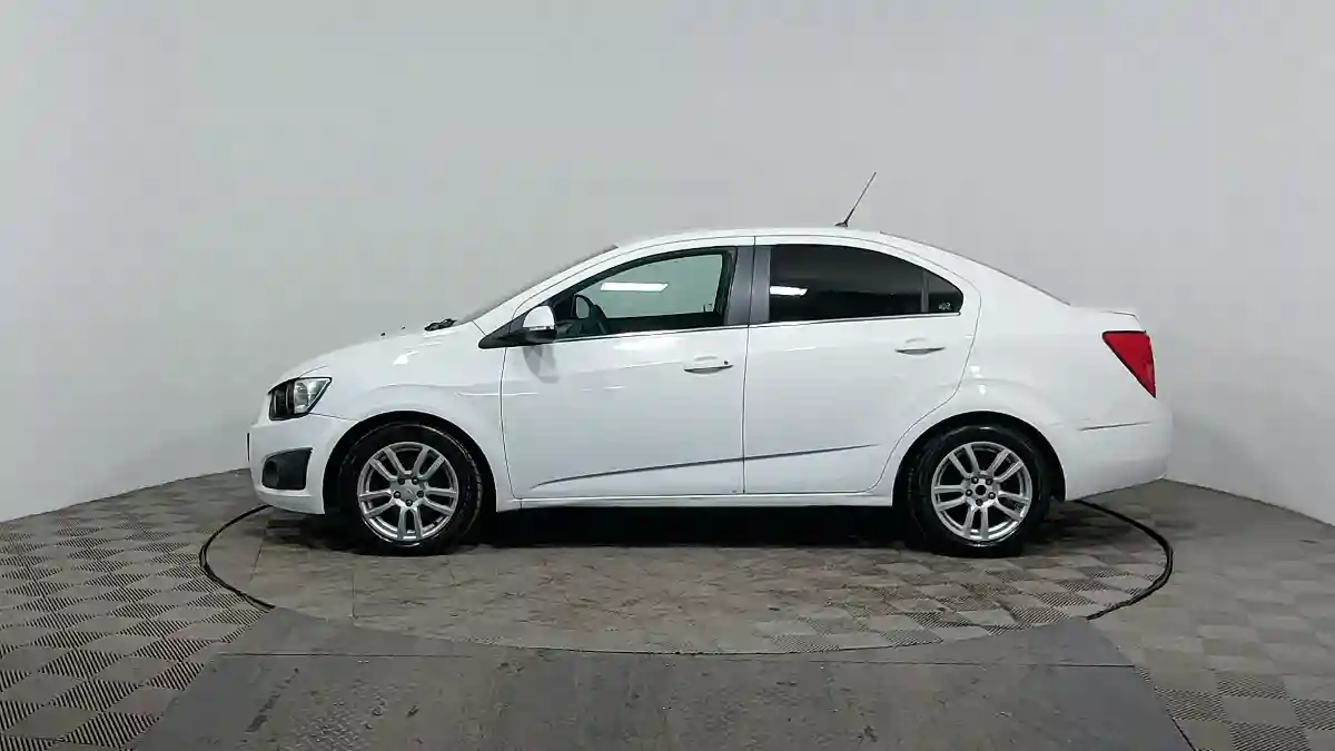 Chevrolet Aveo 2013 года за 3 690 000 тг. в Астана