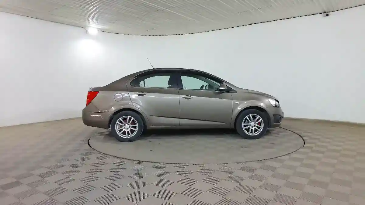 Chevrolet Aveo 2013 года за 3 180 000 тг. в Шымкент