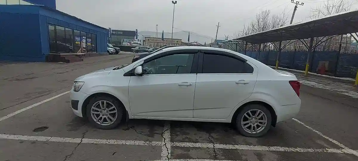 Chevrolet Aveo 2013 года за 3 900 000 тг. в Алматы