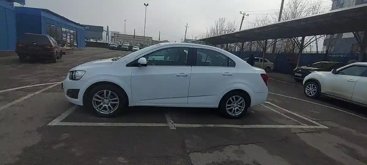 Chevrolet Aveo 2013 года за 3 500 000 тг. в Алматы
