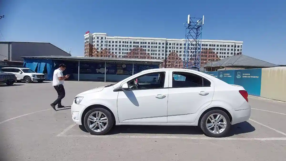 Chevrolet Aveo 2014 года за 4 500 000 тг. в Шымкент