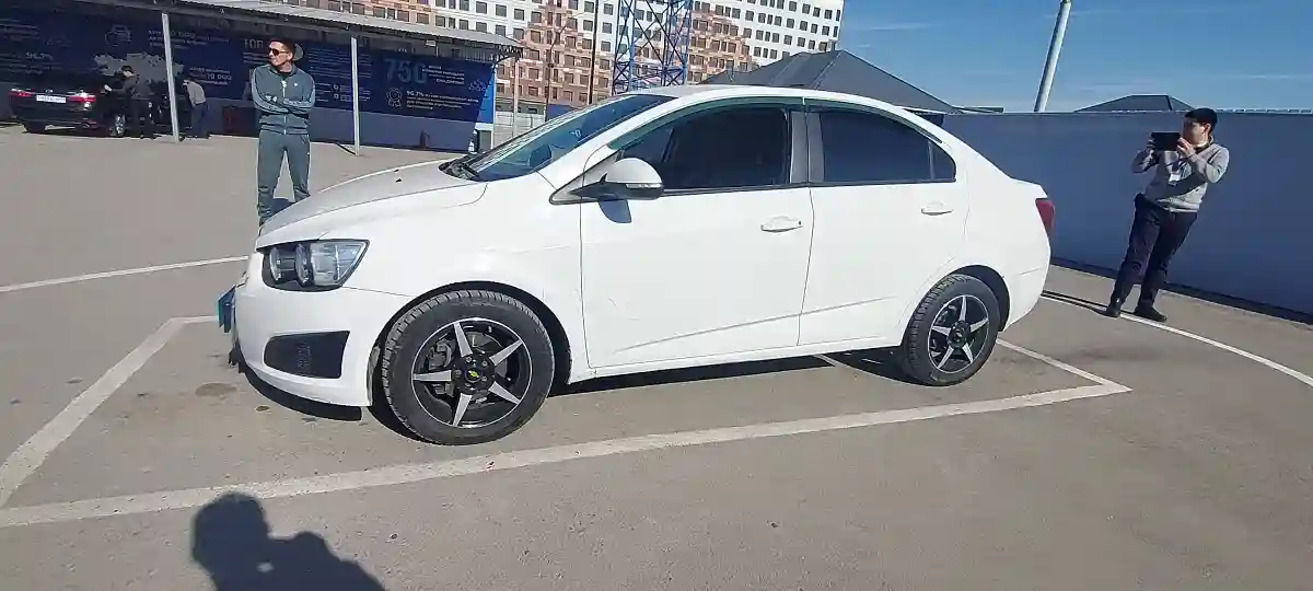 Chevrolet Aveo 2014 года за 4 000 000 тг. в Шымкент