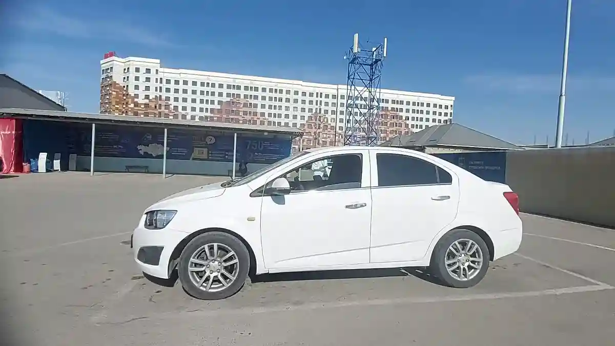 Chevrolet Aveo 2014 года за 3 200 000 тг. в Шымкент
