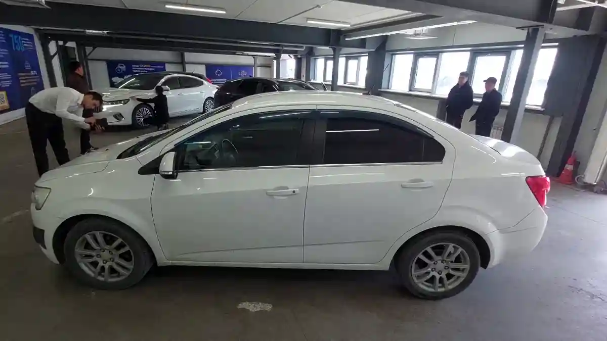 Chevrolet Aveo 2014 года за 4 500 000 тг. в Астана